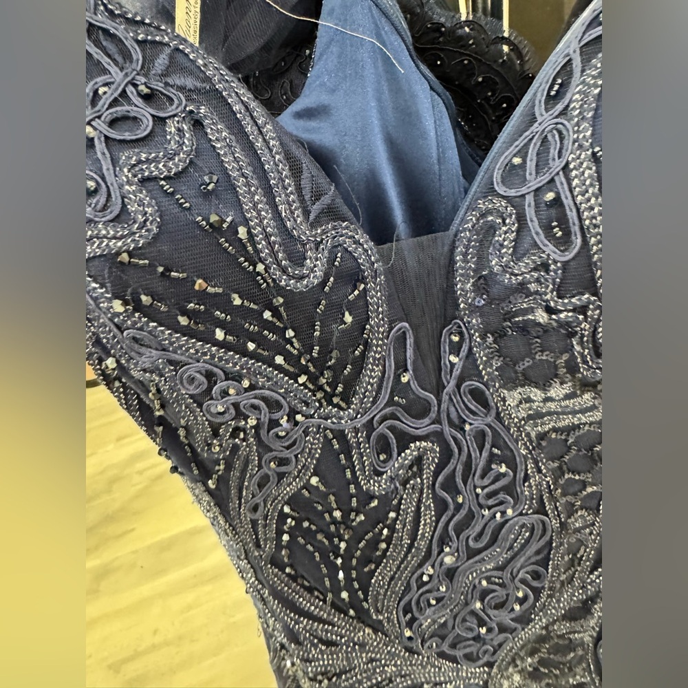 Ivonne D Navy Blue Evening Gown - Picture 5 of 7